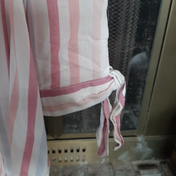 NWT Pastel Striped Blouse - Picture 4 of 4